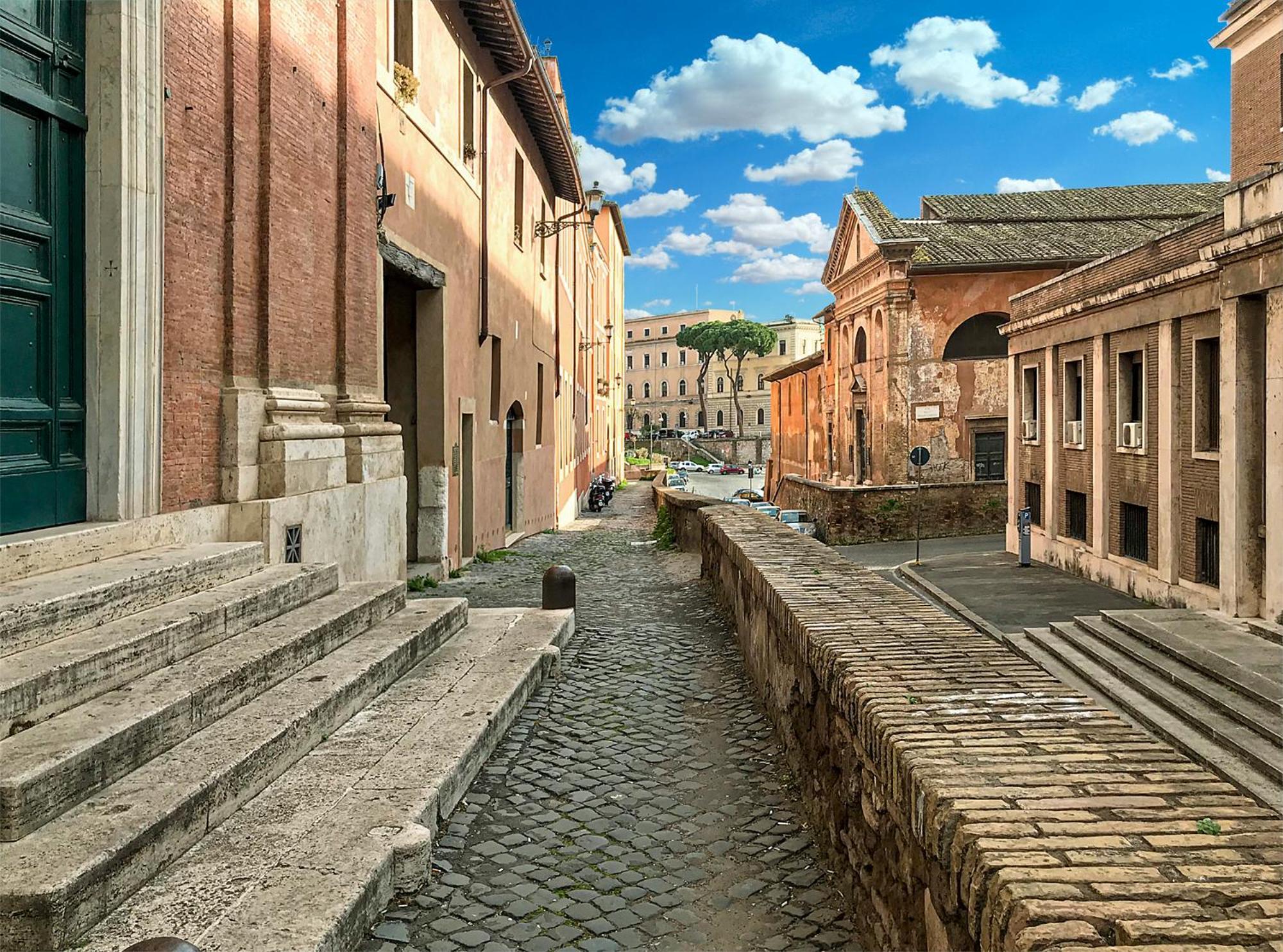 Exclusive Retreat Between History And Comfort Rom