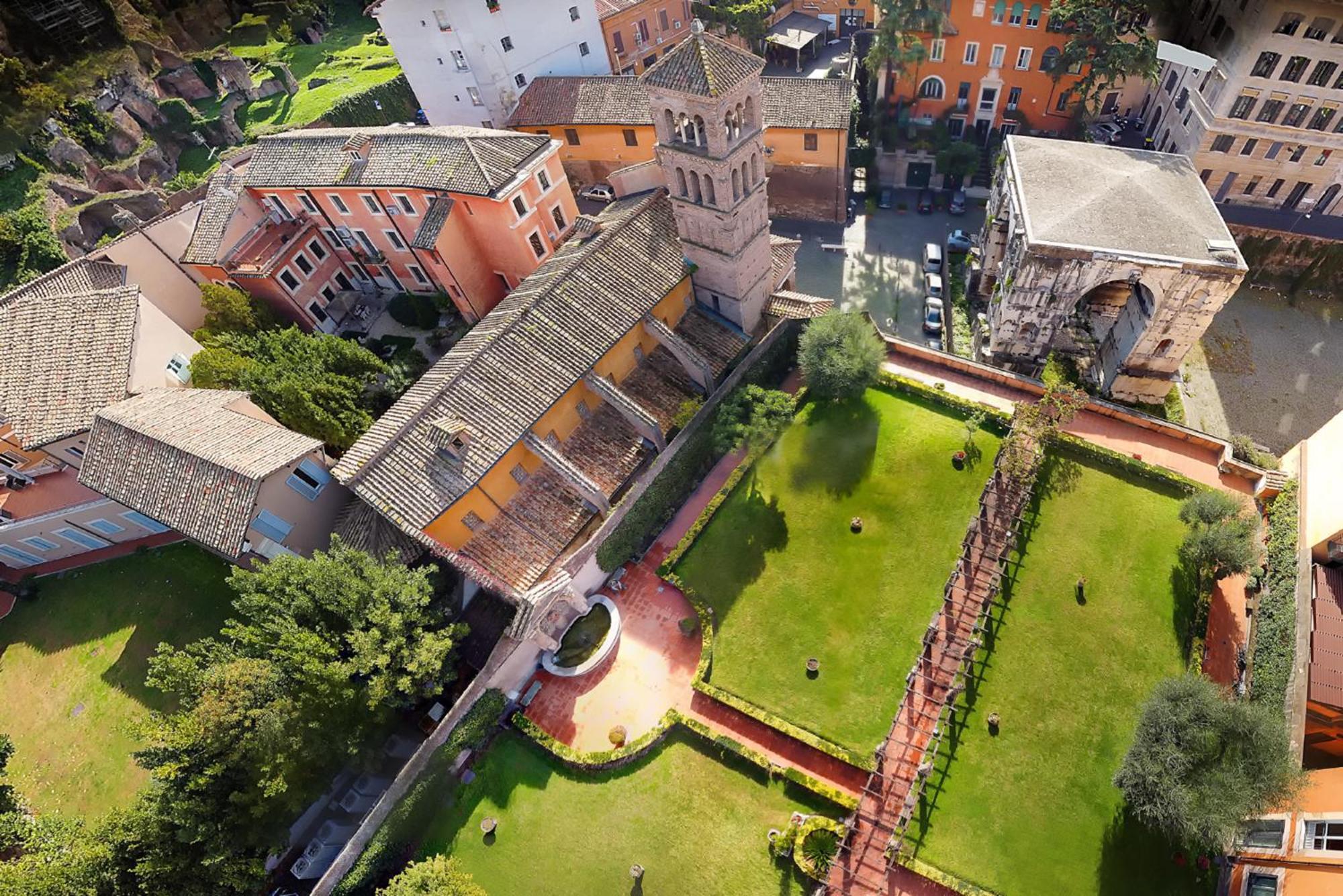 Exclusive Retreat Between History And Comfort